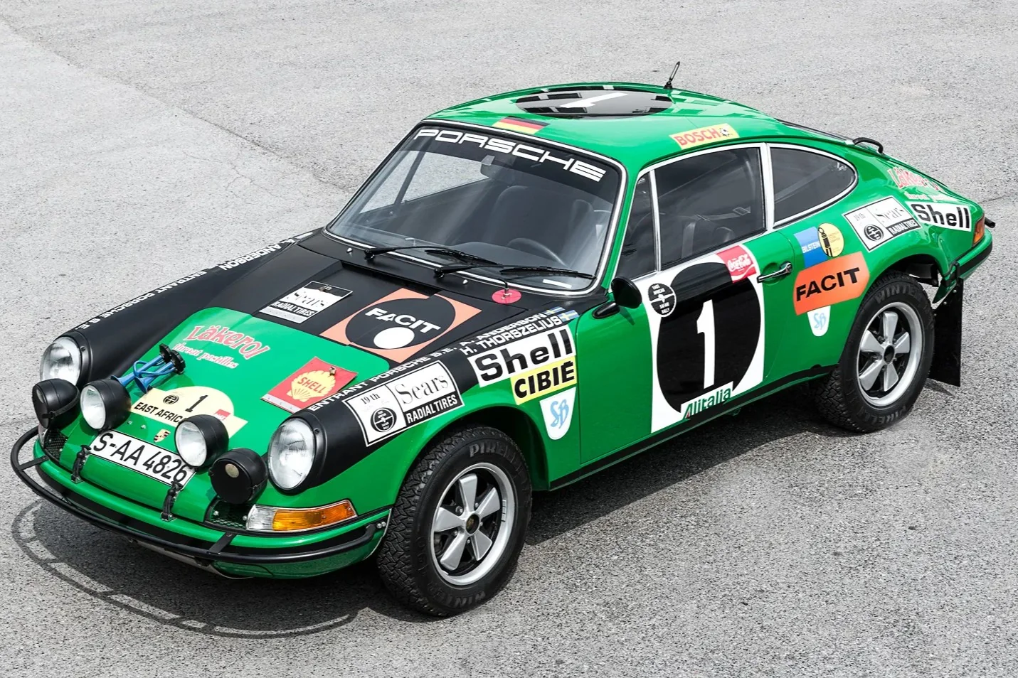 911 130 0637 - S-AA 4826